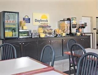 Days Inn By Wyndham לורנסוויל מראה חיצוני תמונה